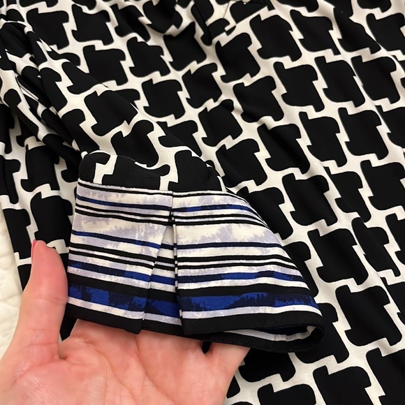 LAUNDRY SHELLI SEGAL MINI DRESS FITTED WITH BOW AT WAIST SHIRRED FRONT ACCENT - Picture 5 of 6